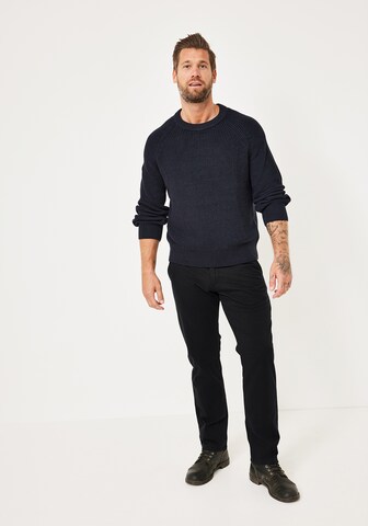REDPOINT Slim fit Chino Pants in Black