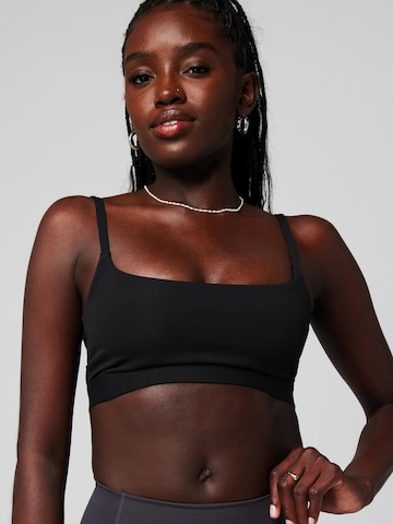 Fabletics Bustier Sport-BH 'Effortless' in Schwarz