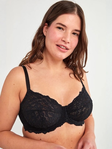 Penti Balkonetka Biustonosz 'BHs & Bralettes' w kolorze czarny