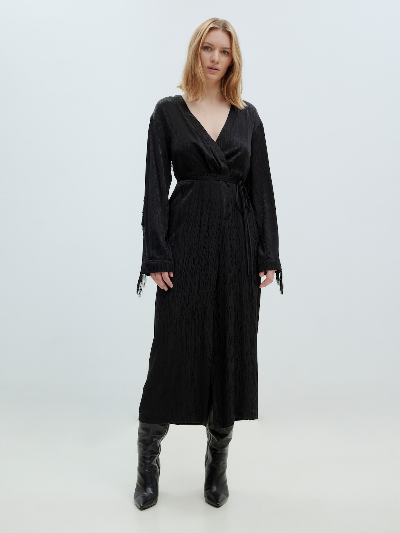 EDITED Produkte Kleid 'Berat' schwarz