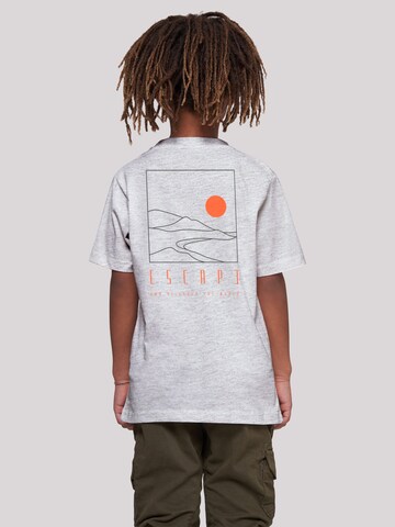 T-Shirt 'Escape Discover the World Landscape' F4NT4STIC en gris