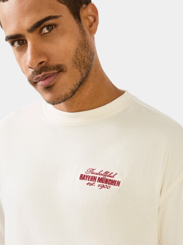 FC BAYERN MÜNCHEN Shirt in White