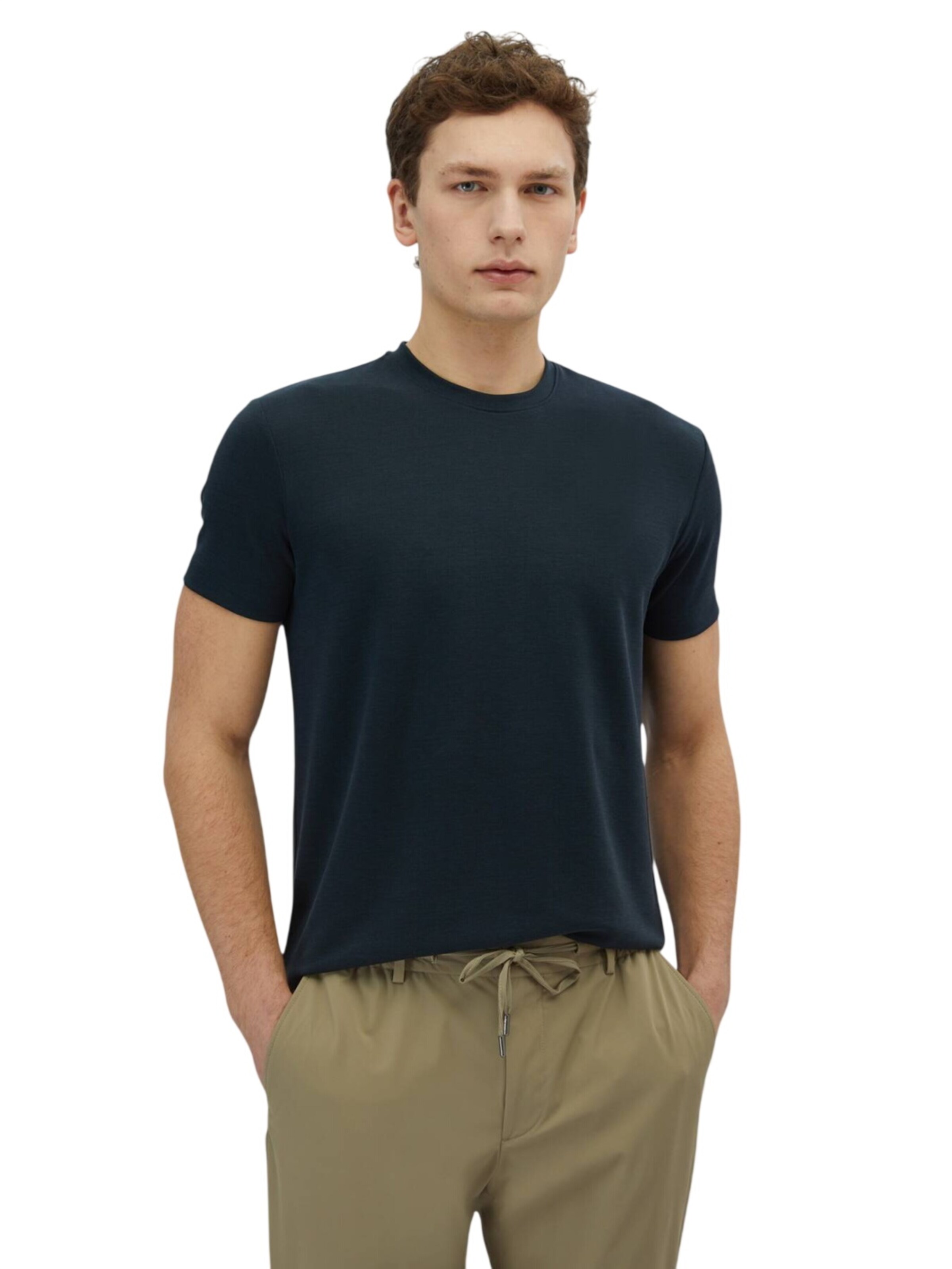 KİP Shirt in Black: front