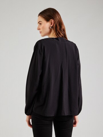 Sublevel Blouse in Black