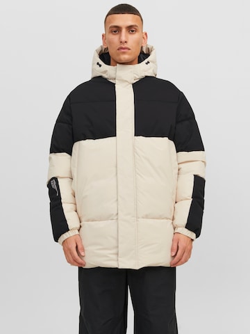 JACK & JONES Winterjas 'FORCE' in Beige: voorkant