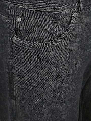 TOM TAILOR Men + Slimfit Jeans i svart