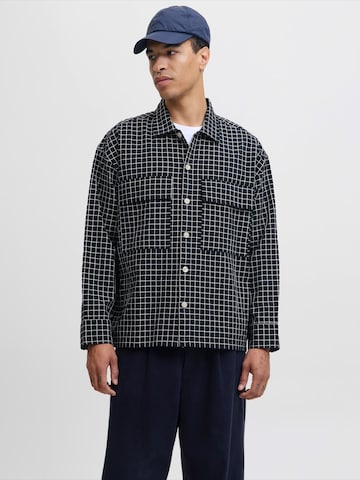 JACK & JONES Comfort fit Button Up Shirt 'JPRBLATRAVIS' in Blue: front