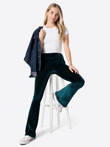 Urban Classics Bootcut Legginsy w kolorze zielony