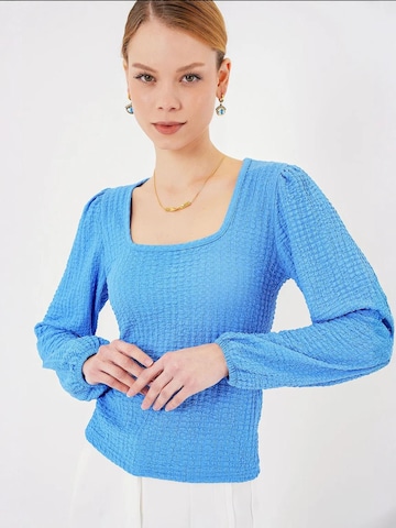Bigdart Blouse in Blauw: voorkant