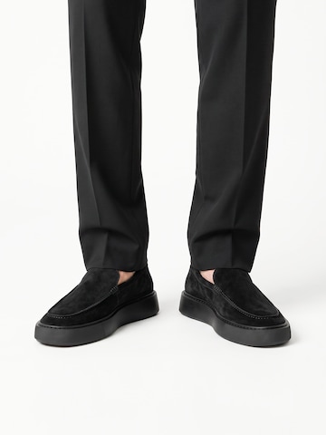 Dutch'D Slip-ons 'Atmos' in Black