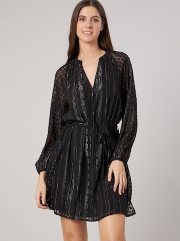 Deeluxe Kleid‌‌ in Schwarz