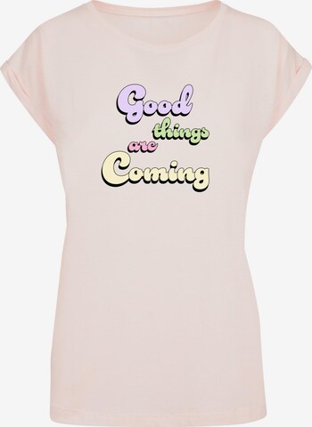 Merchcode T-Shirt 'Good Things' in Pink: predná strana