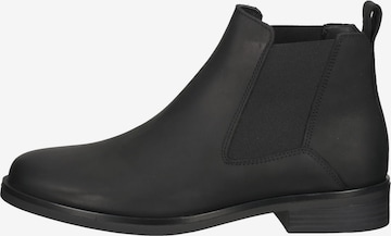 CLARKS Chelsea Boots in Black: front