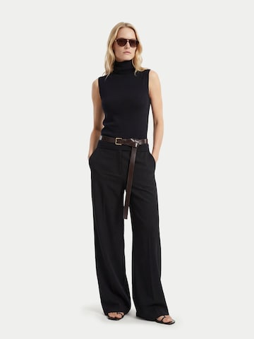 GOBI Cashmere Top in Black