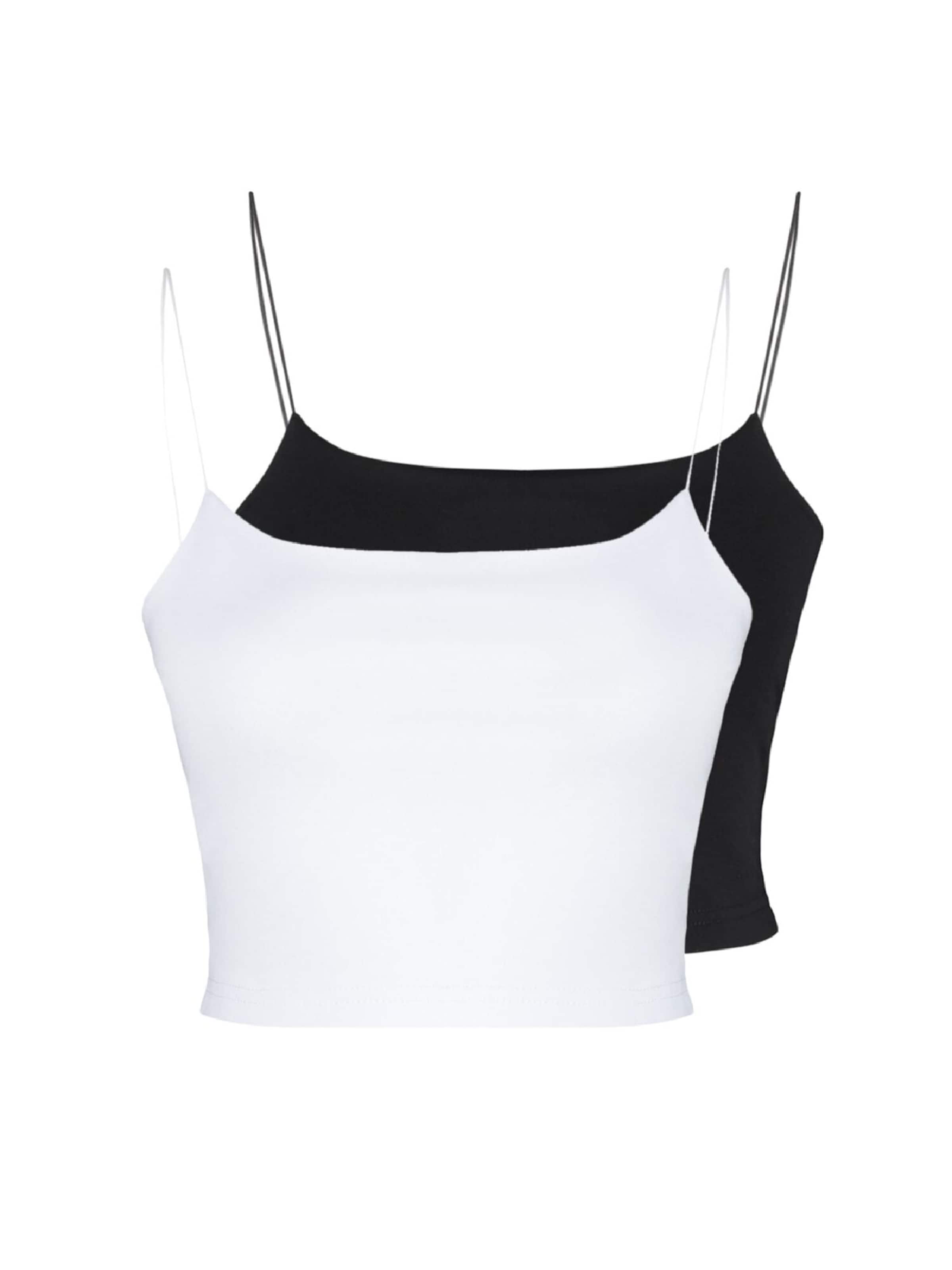 Trendyol Top in Black: front
