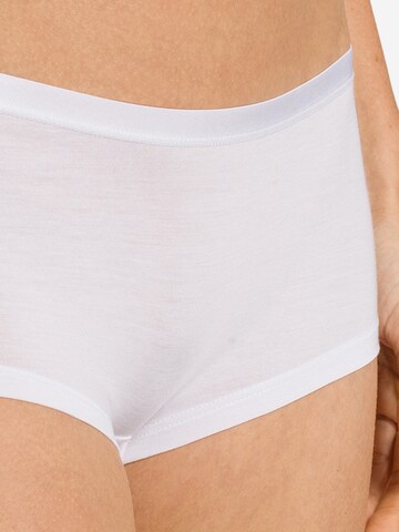 Hanro Panty 'Soft Touch'‌‌‌‌‌‌‌‌‌‌ in Weiß