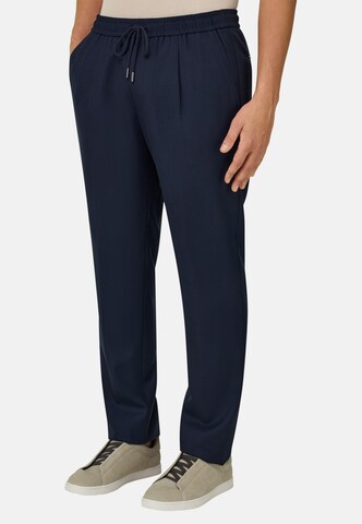 Coupe slim Pantalon à pince Boggi Milano en bleu : devant