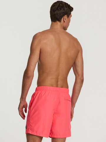 Shiwi Kratke kopalne hlače 'Mike' | rdeča barva