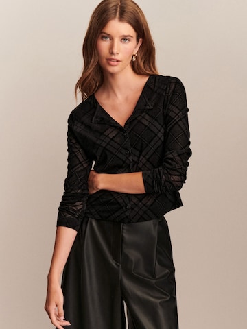 Next Strickjacke in Schwarz: Vorderseite