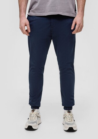 QS Tapered Broek in Blauw: voorkant