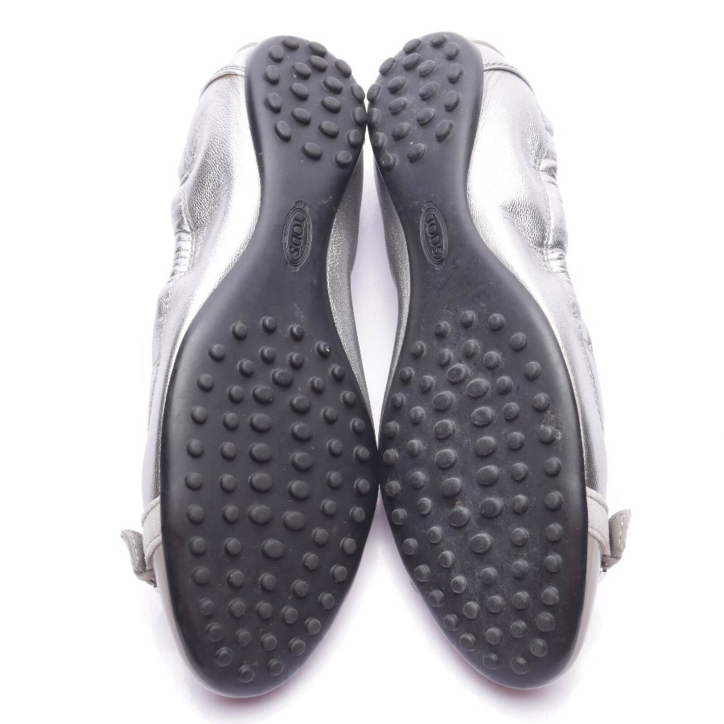 Tod's Flats & Loafers in 35,5 in Grey