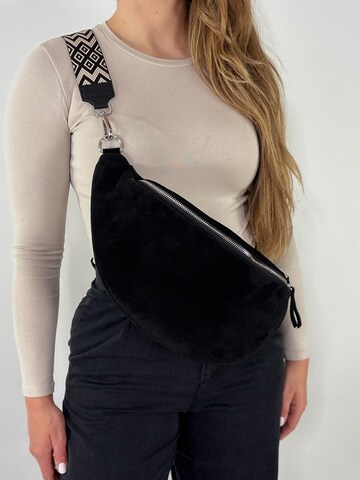 lePelou Gürteltasche 'GENOVA' in Schwarz