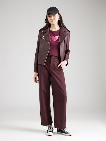 GAP Тениска в червено