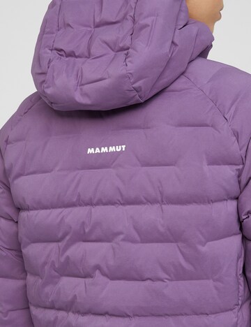 MAMMUT Outdoor Jacket in Purple
