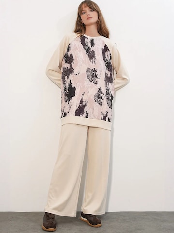 Completo pantalone di Bigdart in beige: frontale
