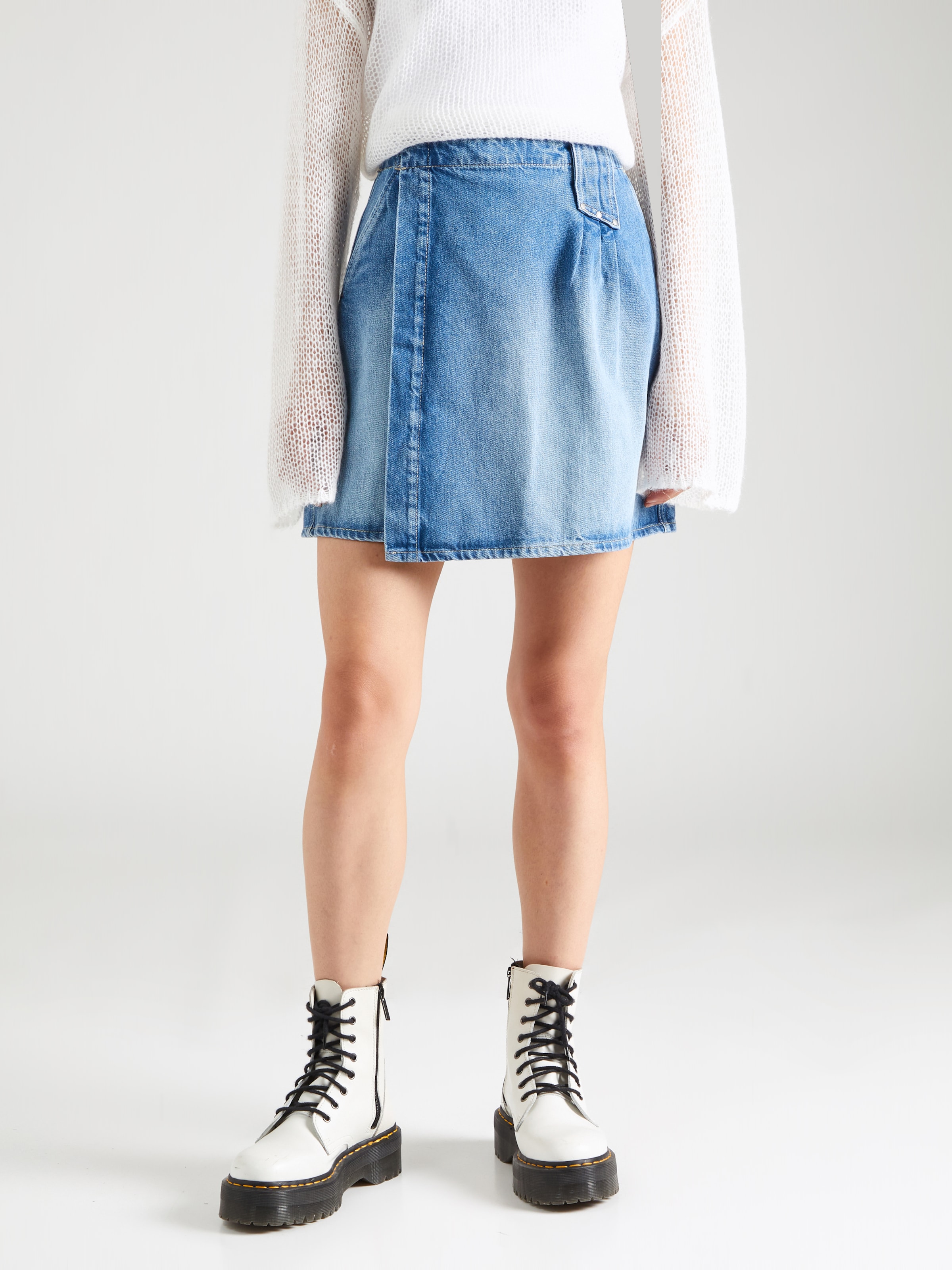 Pepe + Denim = Goodness - FROM HATS TO HEELS