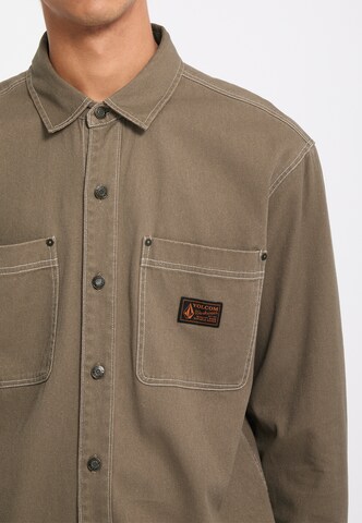 Volcom Comfort Fit Hemd 'Levelstone' in Braun