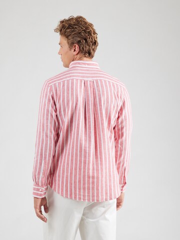 Regular fit Cămașă de la GANT pe roșu