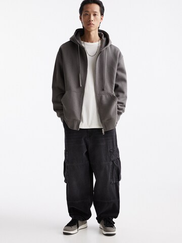 Pull&Bear Zip-Up Hoodie in Grey