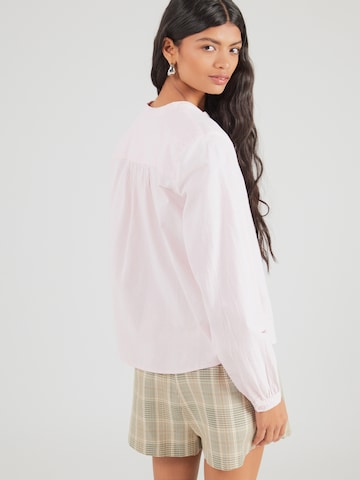 Bluză 'KANaya' de la Kaffe pe roz