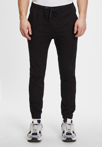 Justin Cassin Loose fit Pants in Black: front