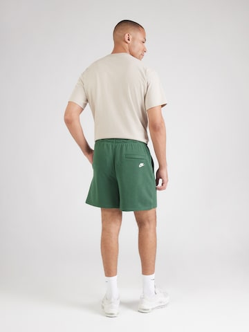 Nike Sportswear Szabványos Nadrág 'Club' - zöld