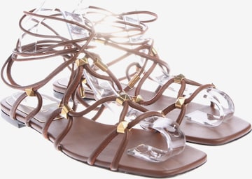 VALENTINO Sandalen 40 in Braun: Vorderseite