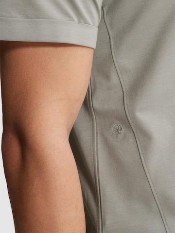 CAST IRON Regular fit Skjorta 'CAST IRON - Shirt with short sleeves in lightweight jersey' i grå