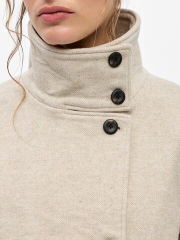 OBJECT Tussenjas 'OBJRiki' in Beige