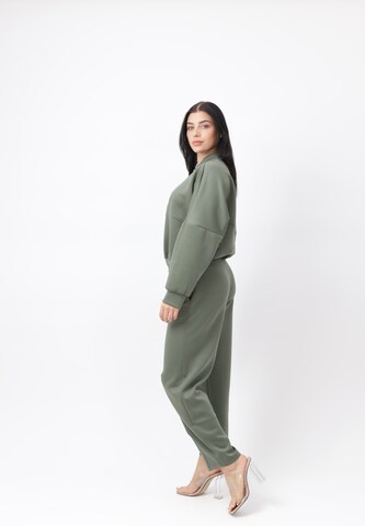 Elara Joggingpak in Groen