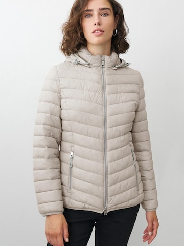 ONUA Between-Season Jacket 'Daylight' in Beige
