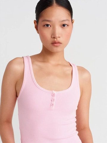 Dilvin Top in Pink