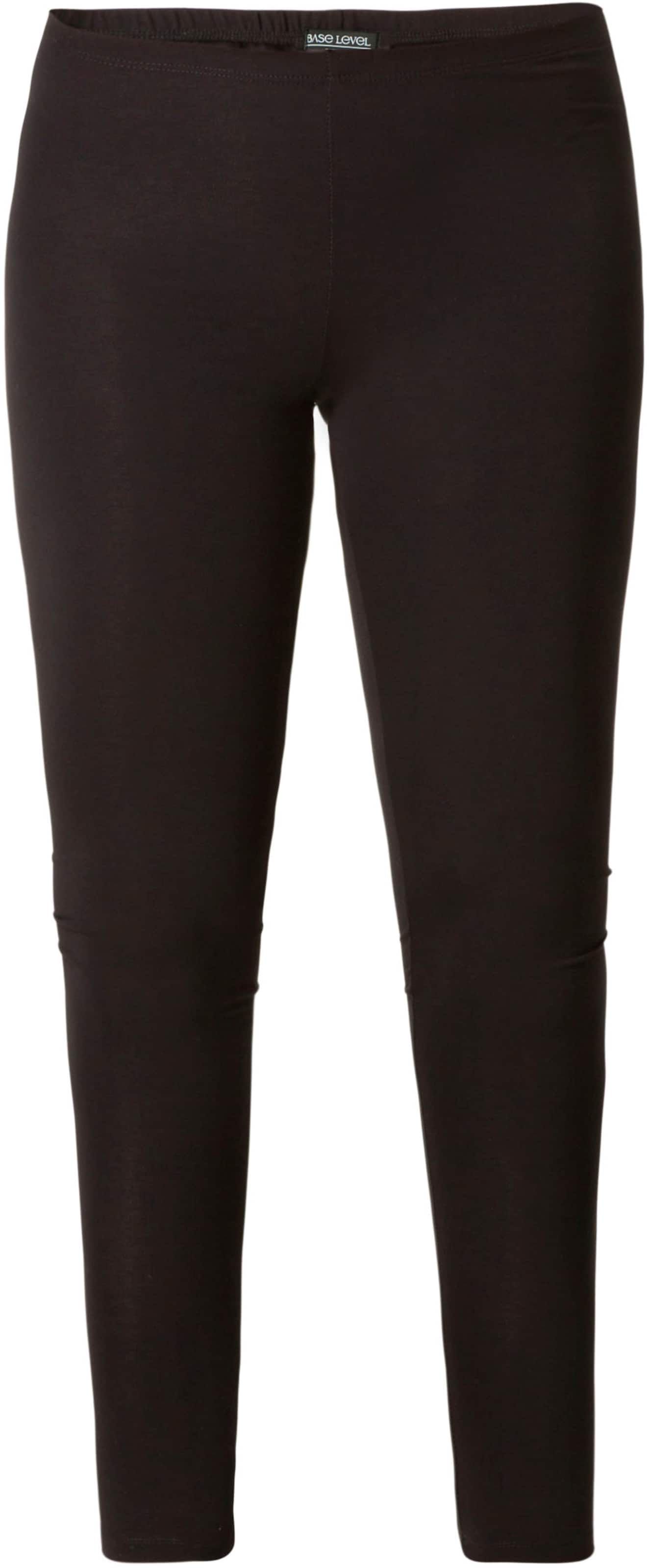 BASE LEVEL Skinny Leggings in Schwarz: Vorderseite