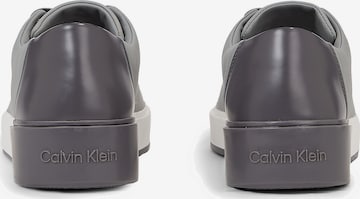 Baskets basses Calvin Klein en gris