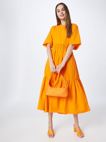 mbym Φόρεμα 'Puri-M' σε πορτοκαλί