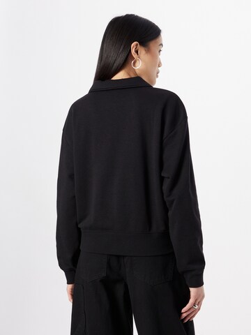 MonkiSweater majica - crna boja