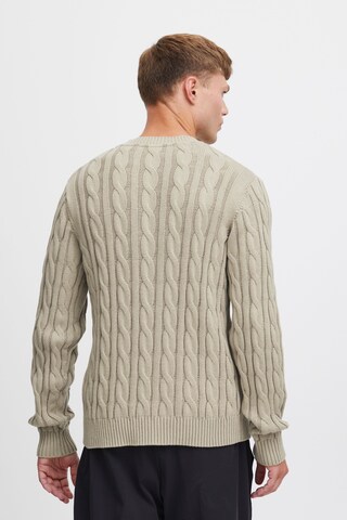 !Solid Sweater in Beige