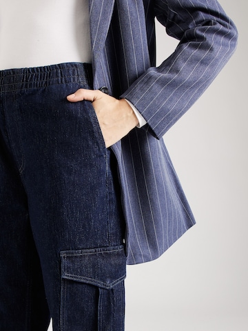 Effilé Jeans cargo 'ROUGE' ONLY en bleu