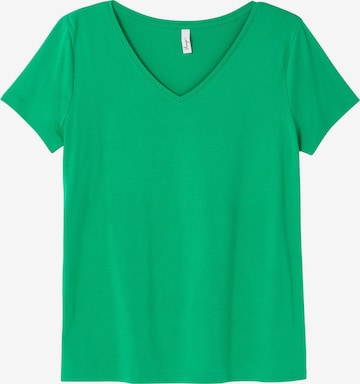 Tricou de la SHEEGO pe verde: față