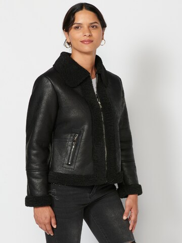 KOROSHI - Chaqueta de entretiempo en negro